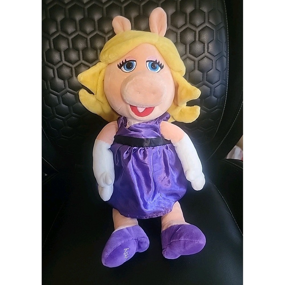 Disney Store Scentsy Plush Miss Piggy In Purple Gown 18" W/ Scent Pouch